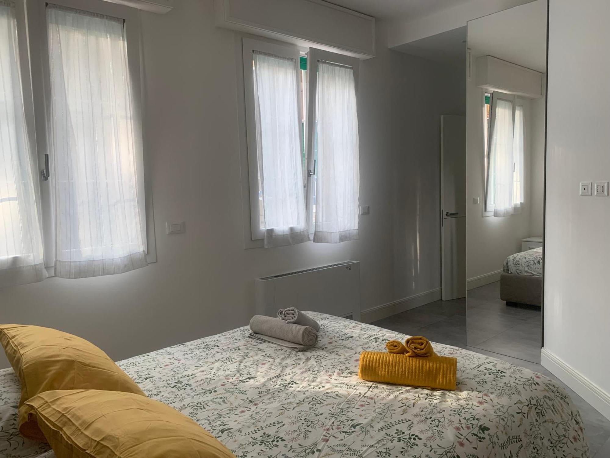 Casa Meli, Ampio Bilocale Nuovo Apartamento Bolonha Exterior foto