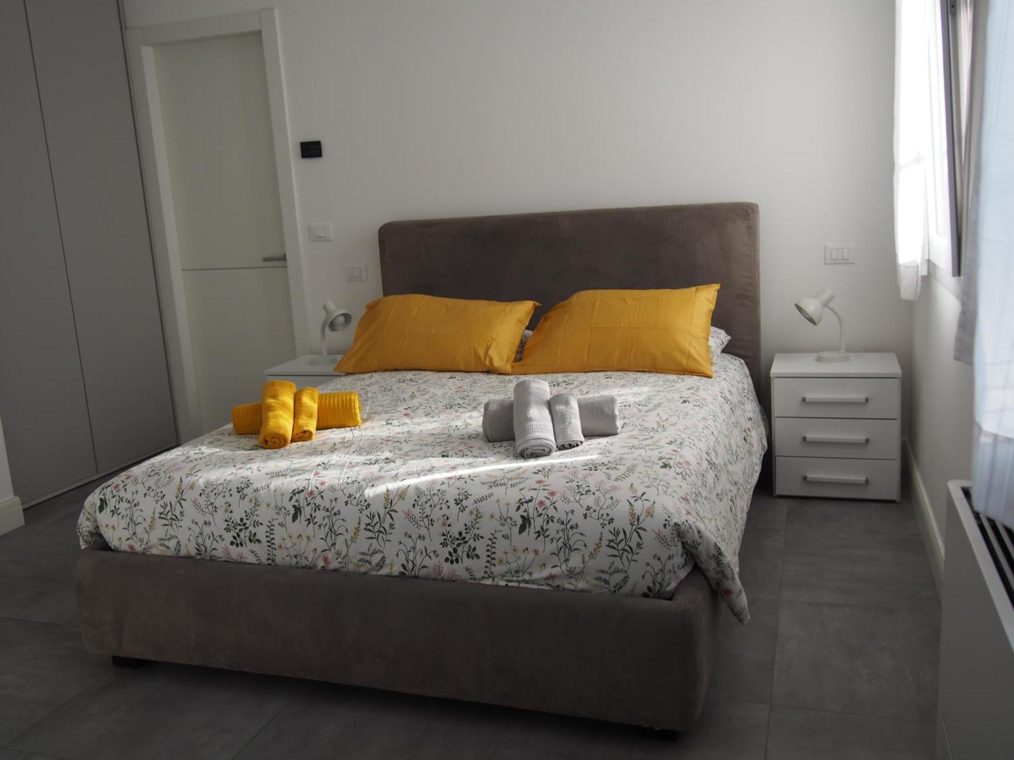 Casa Meli, Ampio Bilocale Nuovo Apartamento Bolonha Exterior foto